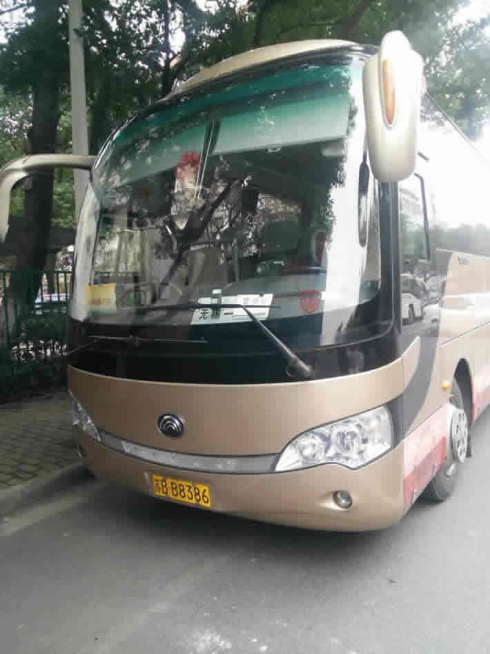 45座客車